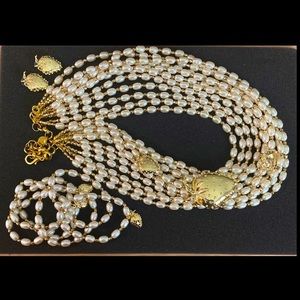 Sassy Jones Vintage Hillary - NWOT, Elegant Set